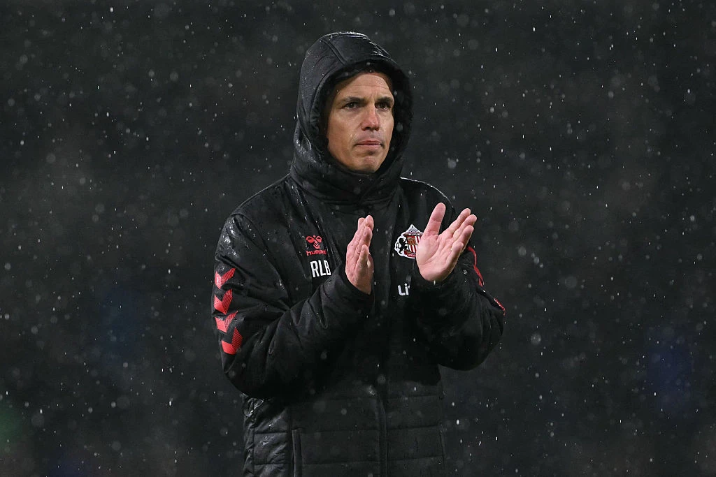 5-4-1 Masterclass: Régis Le Bris Explains Sunderland's Anfield Strategy